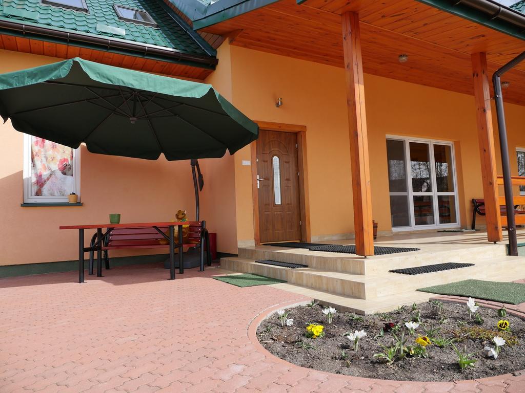 Pl.Outback Apartment Białowieża Exterior foto